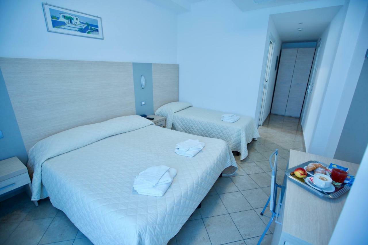 Hotel Etoile 3*